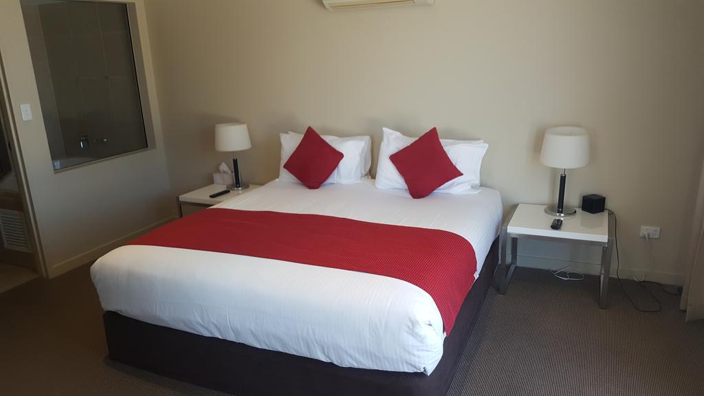 Pier Resort Urangan Ngoại thất bức ảnh