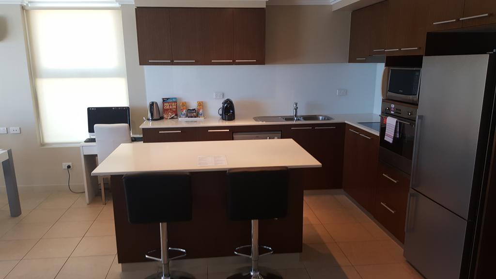 Pier Resort Urangan Ngoại thất bức ảnh