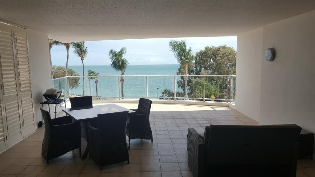 Pier Resort Urangan Ngoại thất bức ảnh