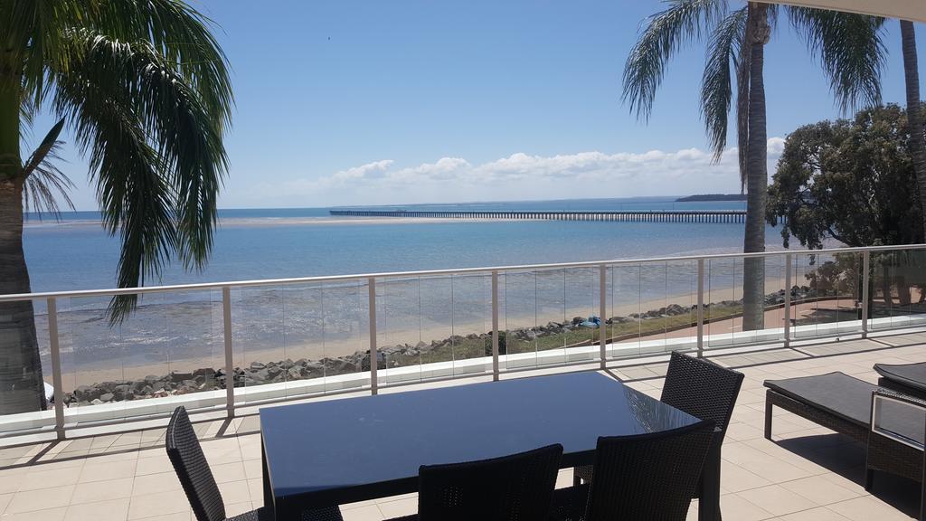 Pier Resort Urangan Ngoại thất bức ảnh