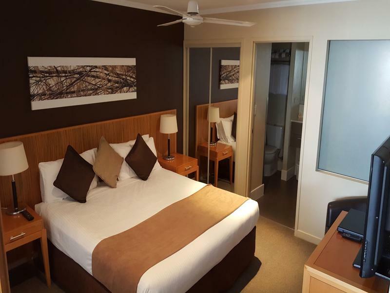 Pier Resort Urangan Ngoại thất bức ảnh